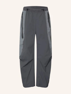Nike Spodnie Treningowe Tech grau szary