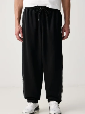 Nike Sportswear spodnie męskie Club czarny
