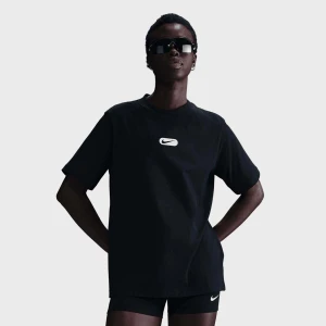 Nike Sportswear Club Short Sleeve T-Shirt kobiety T-Shirty i Polo czarny rozmiar Odzież