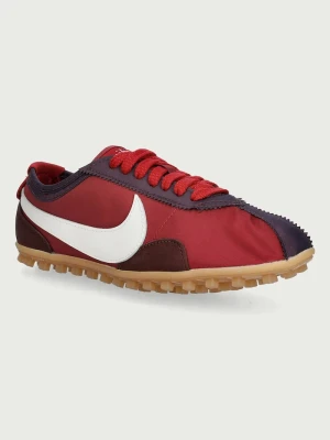 Nike Sportswear Moon Shoe ESS sneakersy dziecięce czerwony