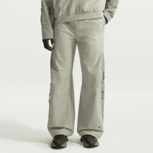 Nike Sportswear Tech Knit Utility Pants mężczyźni Spodnie dresowe zielony rozmiar Odzież