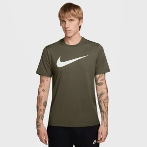 Nike Sportswear Tee Icon Swoosh mężczyźni T-Shirty i Polo zielony rozmiar Odzież
