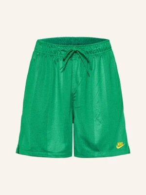 Nike Szorty Club Flow gruen ZIELONY