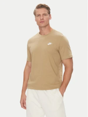 Nike T-Shirt Nsw Club Tee AR4997 Khaki Regular Fit
