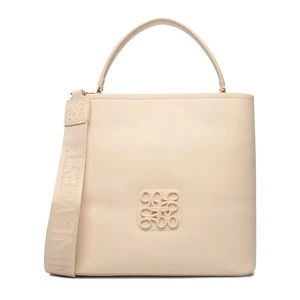 NINE WEST CEO-Aera Ivory