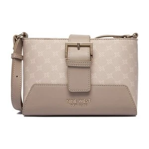 NINE WEST CEO-Liss Szary