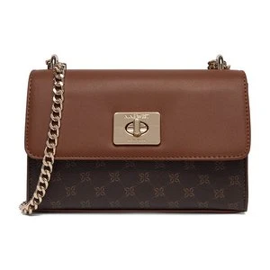 NINE WEST CEO-Nyxa Camel