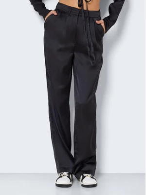 Noisy May Spodnie materiałowe Clarie 27021928 Czarny Regular Fit