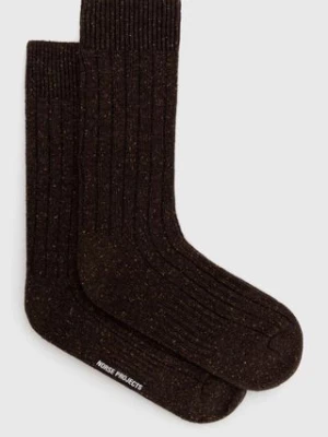 Norse Projects skarpetki z domieszką wełny Bjarki Neps Wool Rib Sock kolor brązowy N82-0008-2022