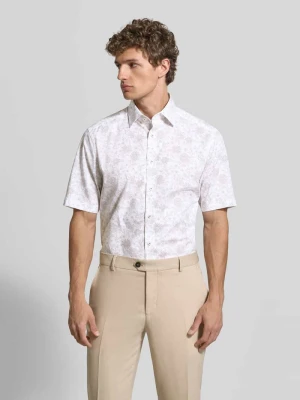 Nowoczesna koszula biznesowa o kroju regular fit z kołnierzykiem typu kent Olymp