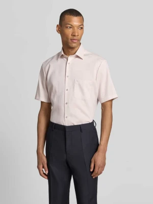 Nowoczesna koszula biznesowa o kroju regular fit z kołnierzykiem typu kent Olymp