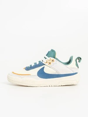 Obuwie deskorolkowe Nike Sportswear