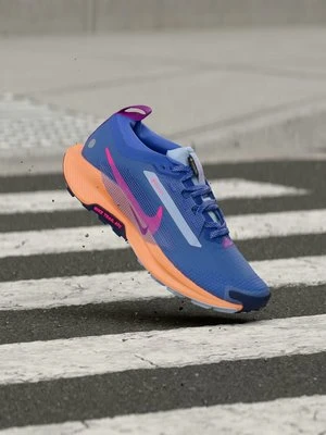 Obuwie do biegania Szlak Nike fioletowy