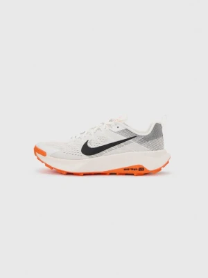 Obuwie do biegania Szlak Nike biały