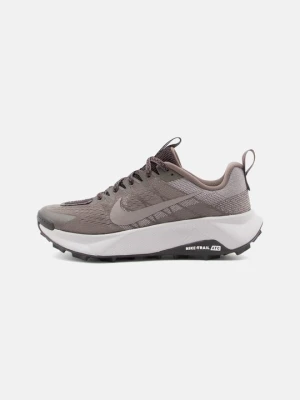 Obuwie do biegania Szlak Nike brązowy
