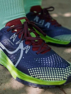 Obuwie do biegania Szlak Nike granatowy