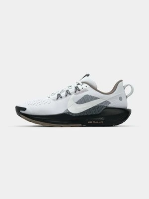 Obuwie do biegania Szlak Nike Performance