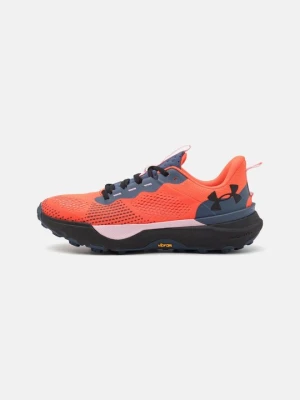 Obuwie do biegania Szlak Under Armour czerwony