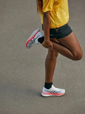 Obuwie do biegania treningowe ASICS