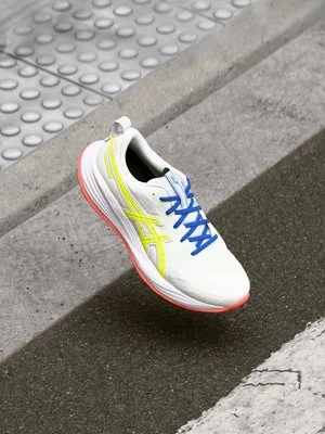 Obuwie do biegania treningowe ASICS