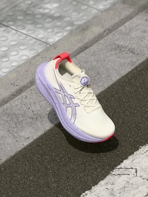 Obuwie do biegania treningowe ASICS