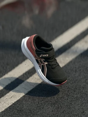 Obuwie do biegania treningowe Asics czarny