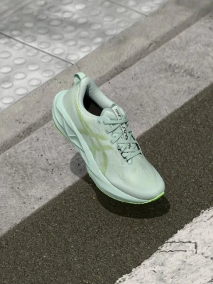 Obuwie do biegania treningowe Asics granatowy