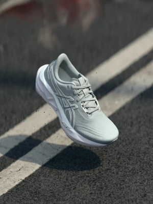 Obuwie do biegania treningowe Asics szary