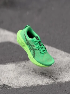 Obuwie do biegania treningowe Asics zielony