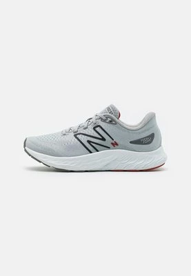 Obuwie do biegania treningowe New Balance