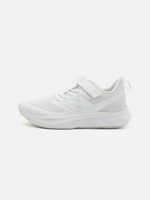 Obuwie do biegania treningowe New Balance