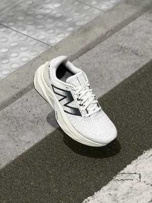 Obuwie do biegania treningowe New Balance