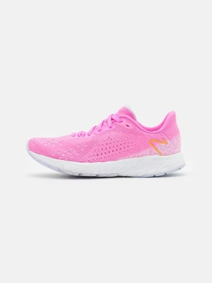 Obuwie do biegania treningowe New Balance różowy