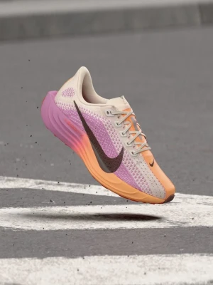 Obuwie do biegania treningowe Nike mauve