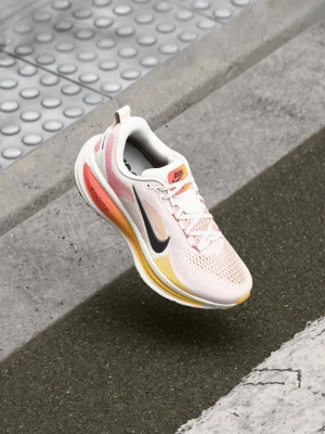 Obuwie do biegania treningowe Nike biały