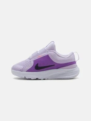 Obuwie do biegania treningowe Nike fioletowy