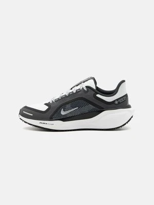 Obuwie do biegania treningowe Nike Performance
