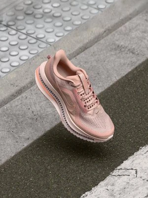 Obuwie do biegania treningowe Nike różowy