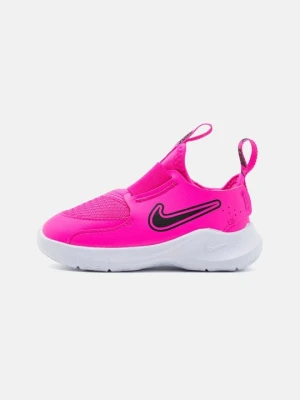 Obuwie do biegania treningowe Nike różowy