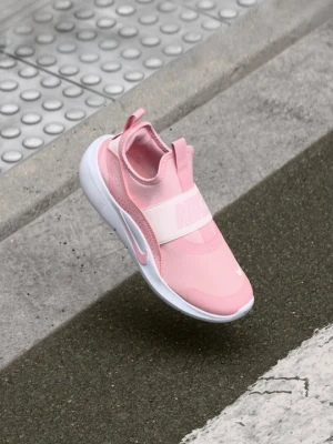 Obuwie do biegania treningowe Nike różowy