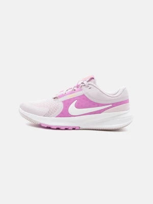 Obuwie do biegania treningowe Nike różowy