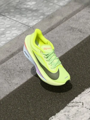 Obuwie do biegania treningowe Nike żółty neon