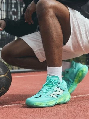 Obuwie do koszykówki New Balance