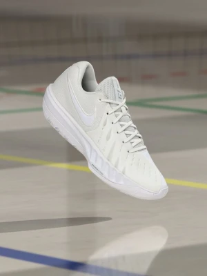 Obuwie do koszykówki Nike biały