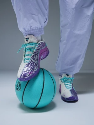 Obuwie do koszykówki Nike biały