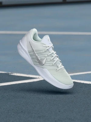 Obuwie do koszykówki Nike biały