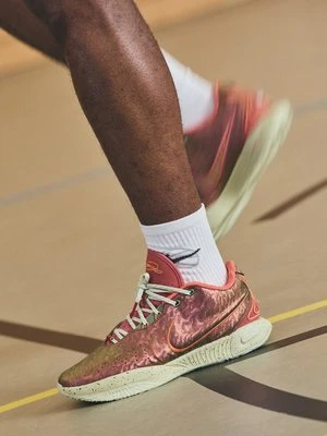 Obuwie do koszykówki Nike Performance