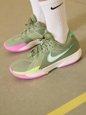 Obuwie do koszykówki Nike Performance