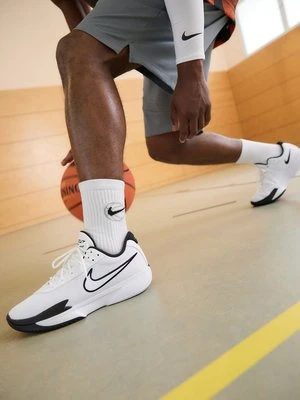 Obuwie do koszykówki Nike Performance