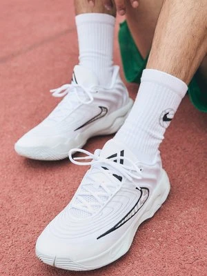 Obuwie do koszykówki Nike Performance